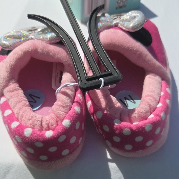 Disney Pink Minnie Mouse Slippers with Glittery Bow - Picture 4 of 6
